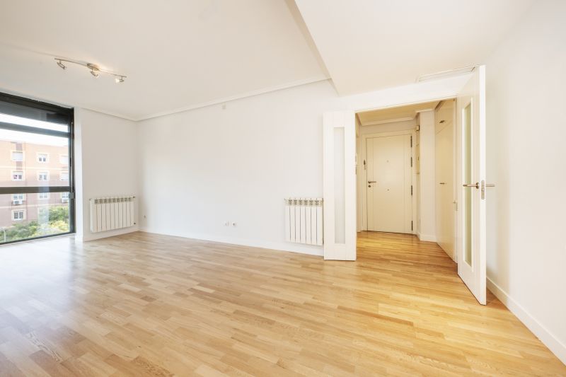 Floor Refinishing Service in Overland Park, KS